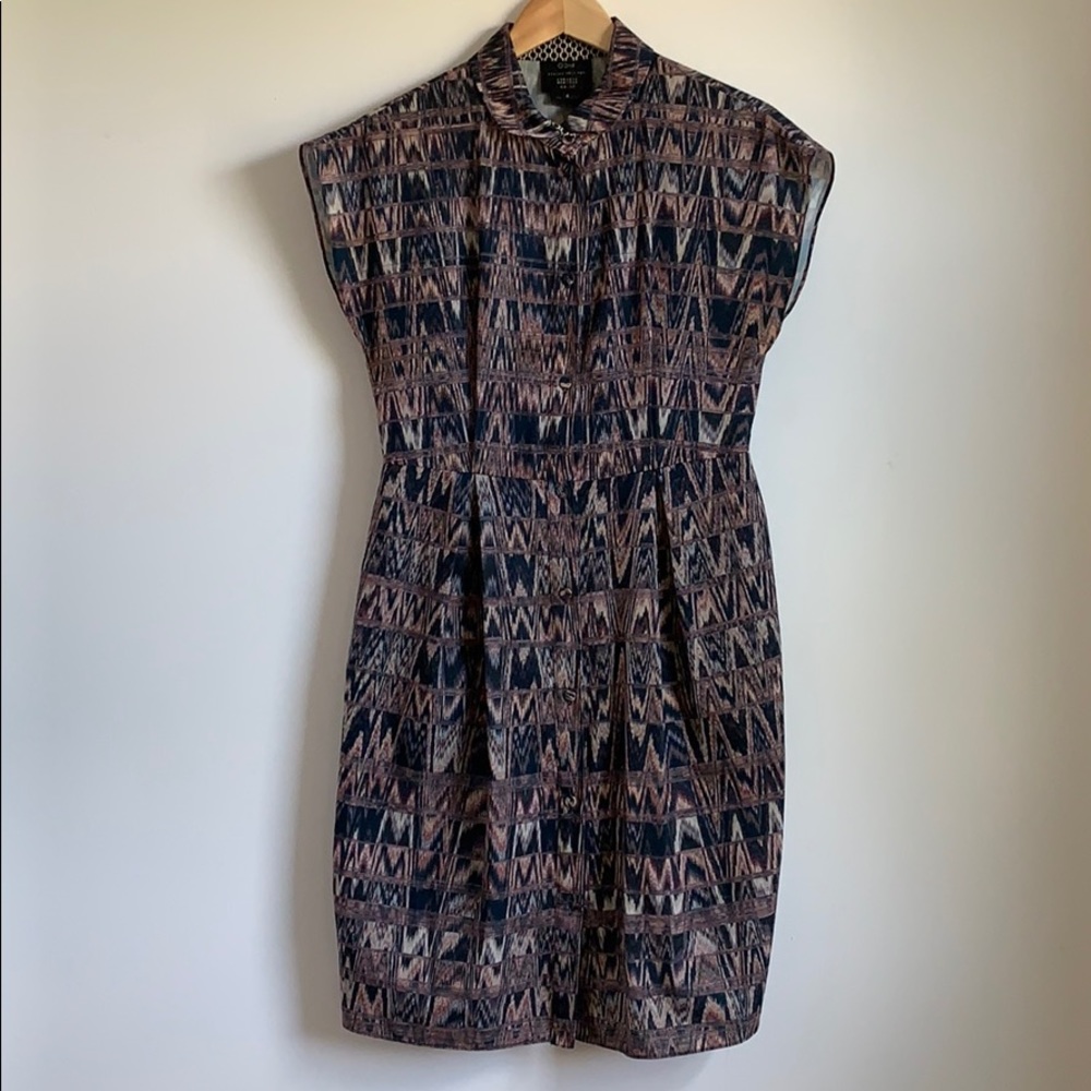 Barney’s amazing Op print dress!